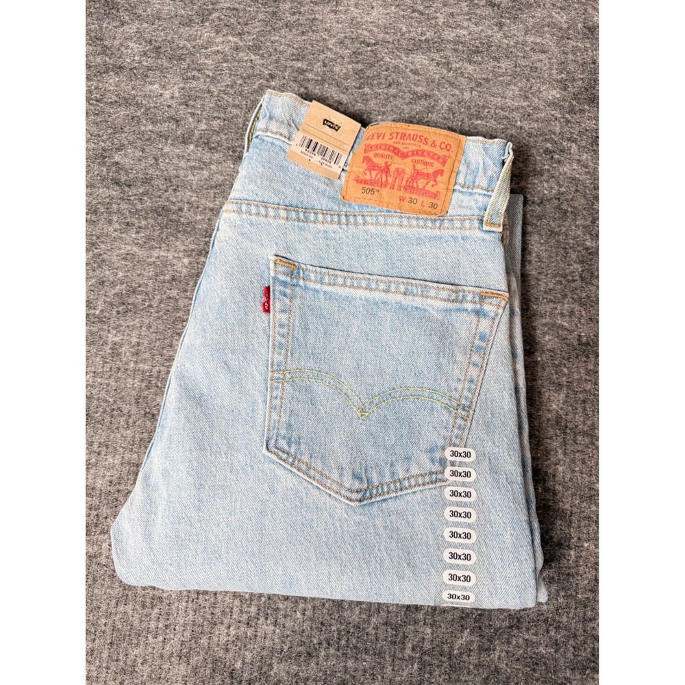 Levis 505 Regular Fit Light Wash Denim Jeans Mens 30x30 Light Blue Indigo NWT